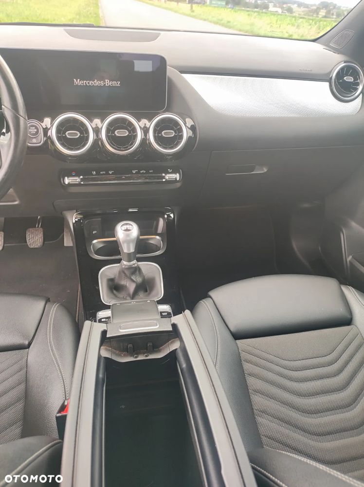 Mercedes-Benz Klasa B 180 - 11