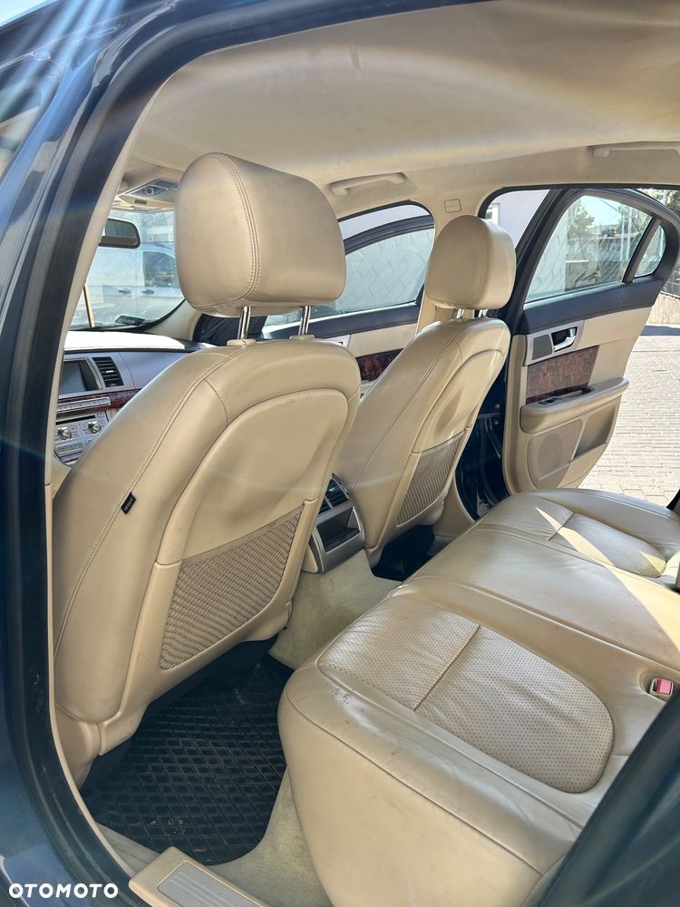Jaguar XF 2.7 V6 D Luxury - 15