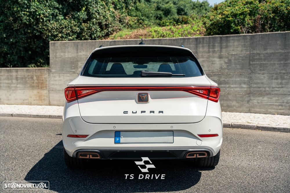 Cupra Leon ST 1.4 e-Hybrid MID DSG - 4