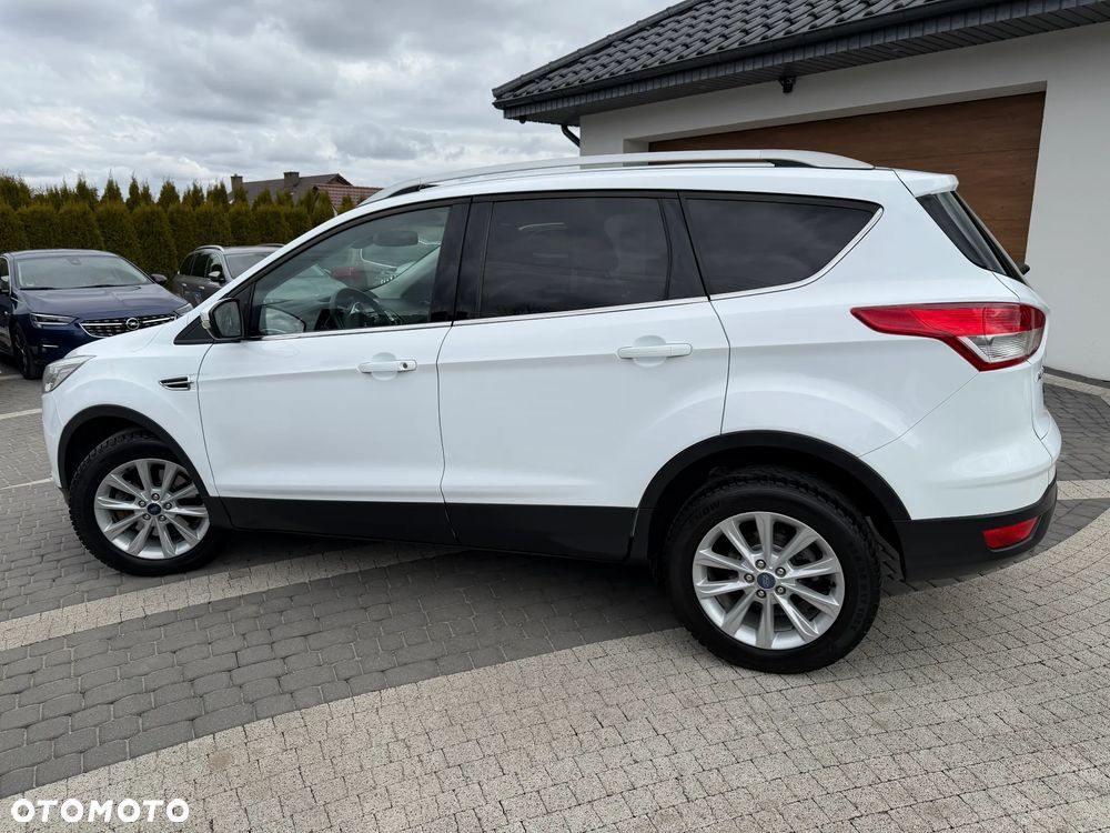 Ford Kuga 2.0 TDCi 2x4 Titanium - 21