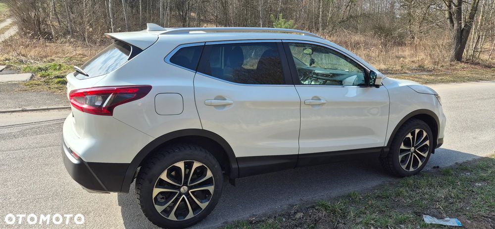 Nissan Qashqai 1.2 DIG-T N-Connecta - 4