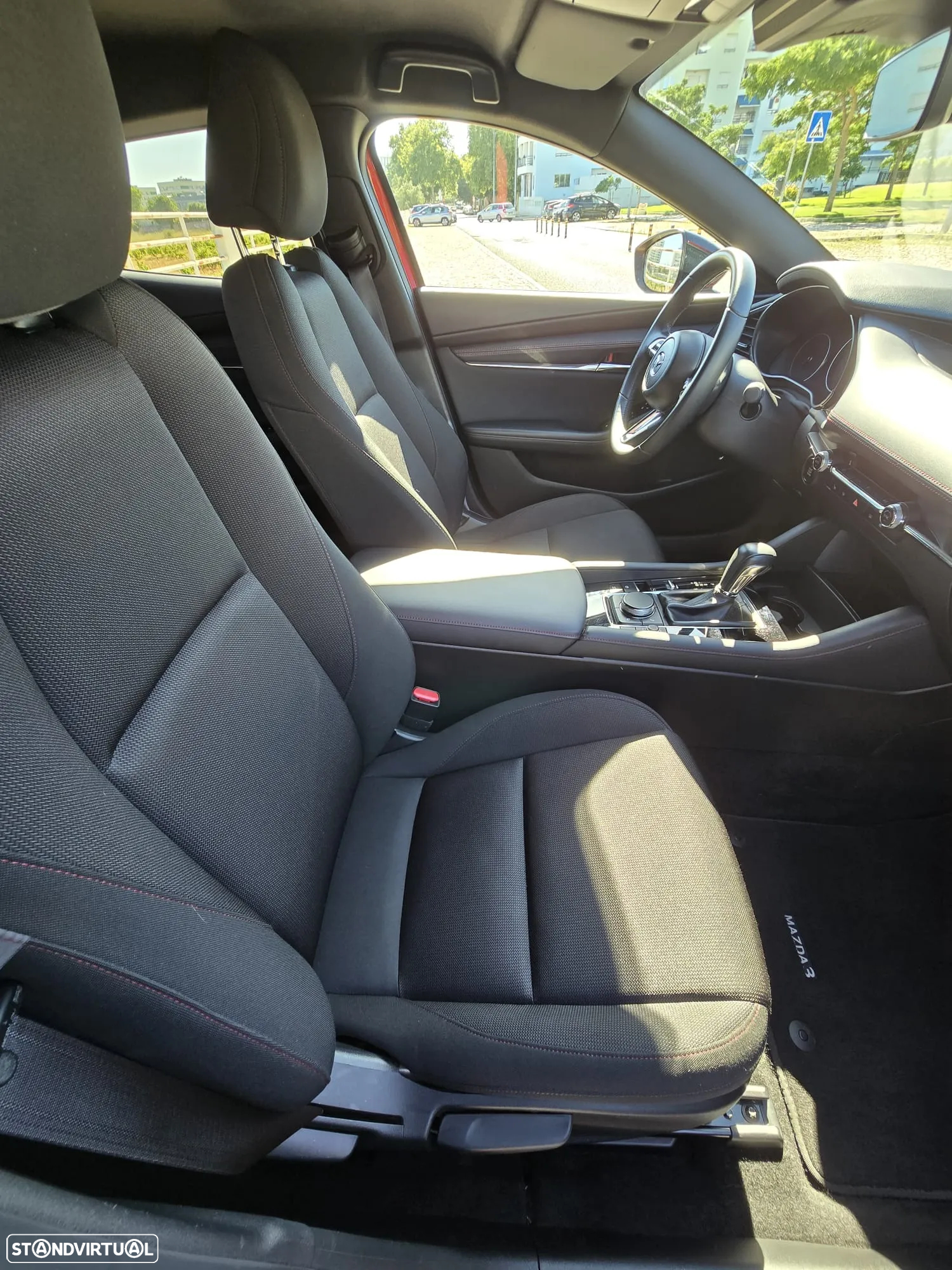 Mazda 3 2.0 Sky-G Homura AT - 15