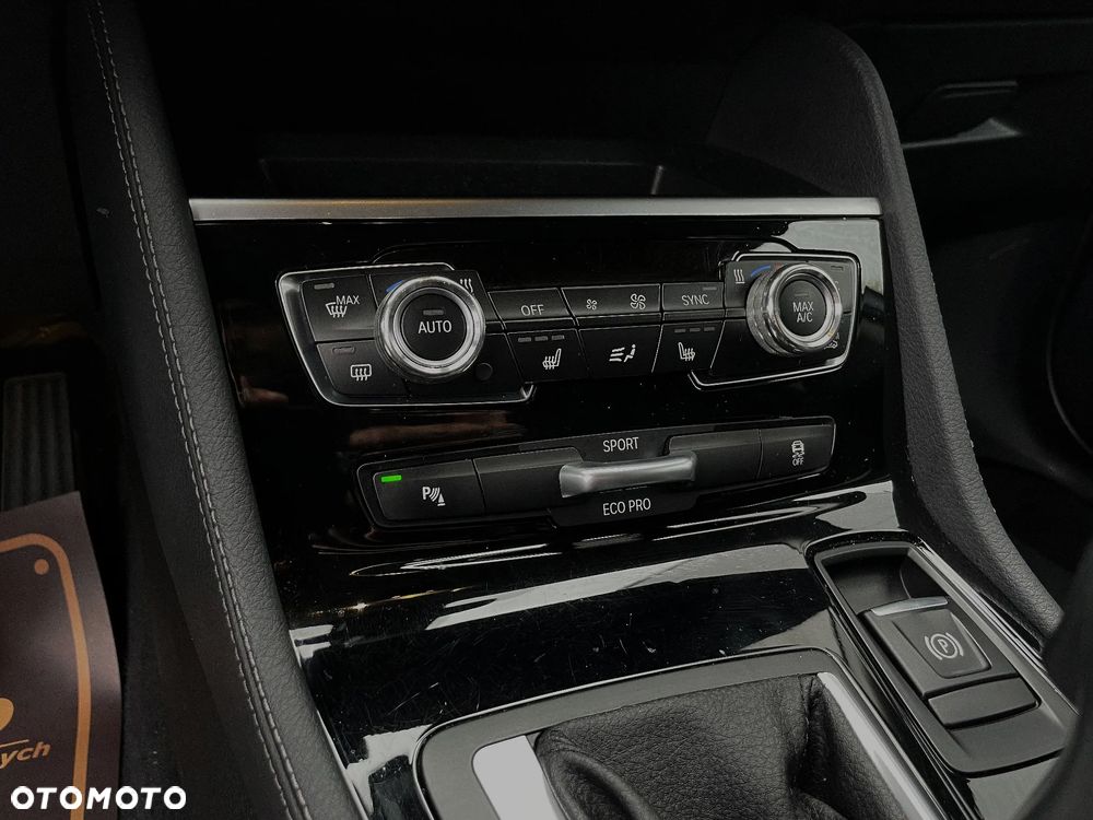 BMW Seria 2 218d Sport-Aut M Sport - 31