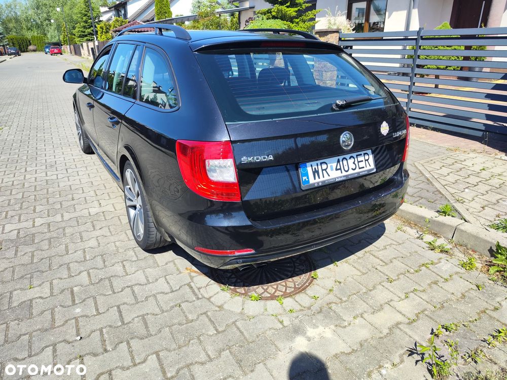 Skoda Superb ver-iii-combi-diesel-active - 3