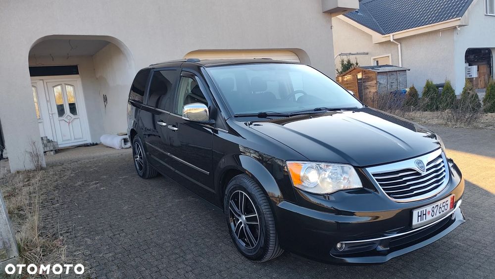 Lancia Voyager 2.8 Multijet 16v Platinum - 37