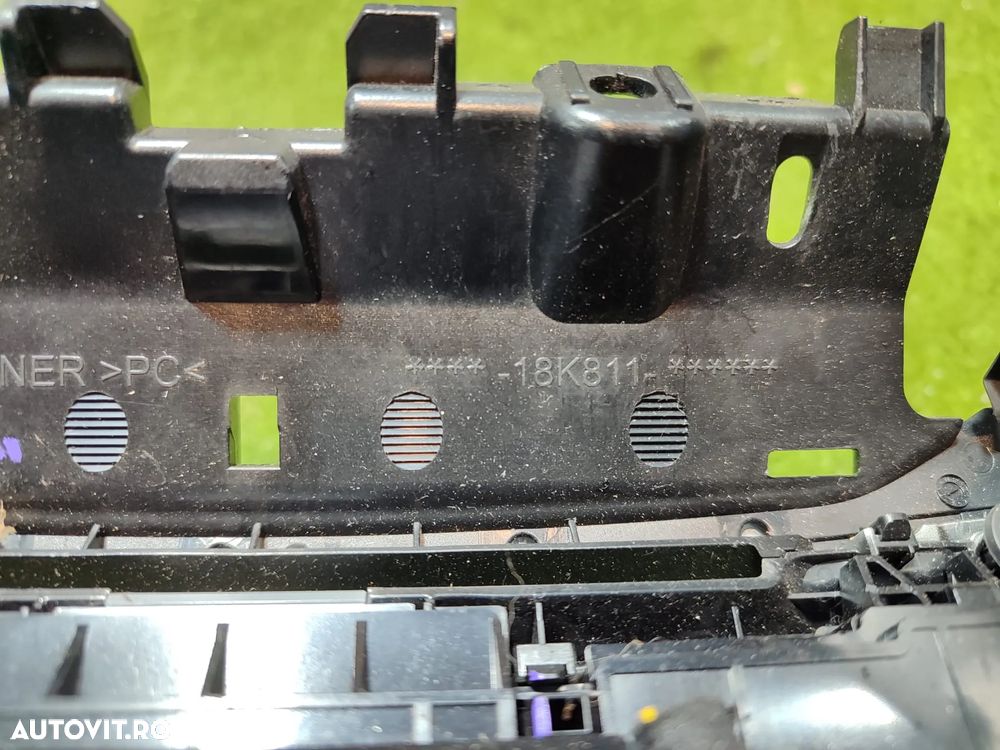 CONSOLA CENTRALA GRILA VENTILATIE / COMENZI AUDIO FORD FIESTA 7 ST SPORT COUPE 1.6 BENZINA BERLINA 3 PORTIERE 2013 COD OEM C1BT-18K811-TA / 8A61-A018B08-AF / 2012-2019 - 5