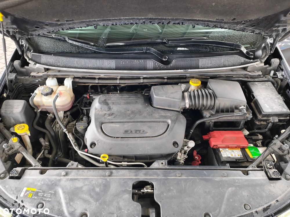 Chrysler Pacifica - 26