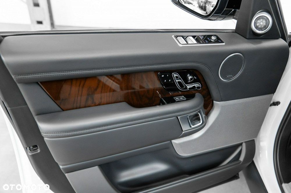 Land Rover Range Rover - 26