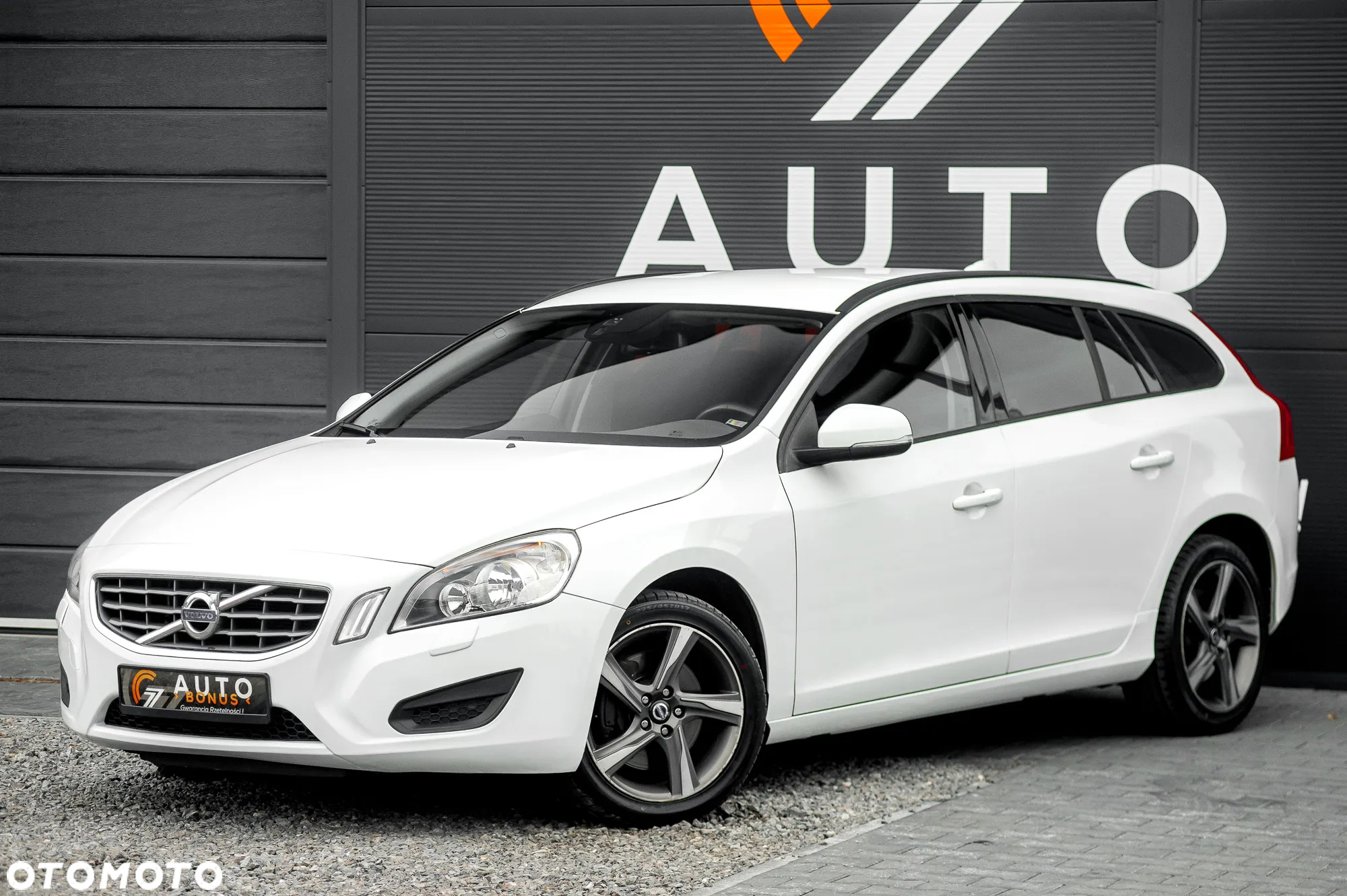 Volvo V60 D4 AWD - 6