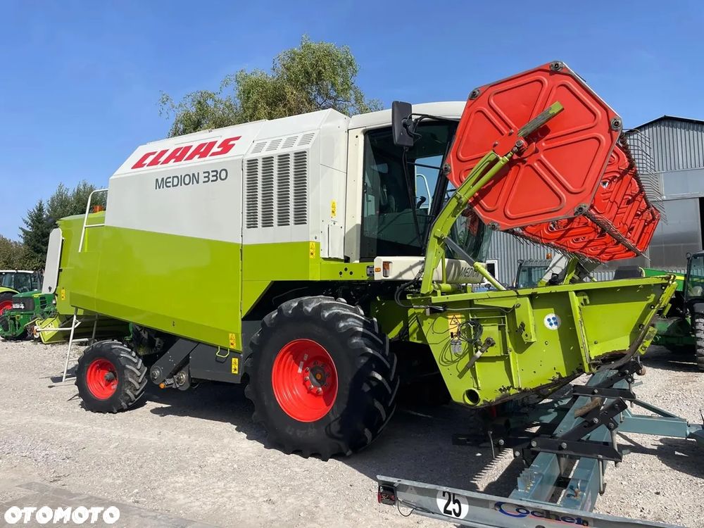 Claas Medion 330 - 20