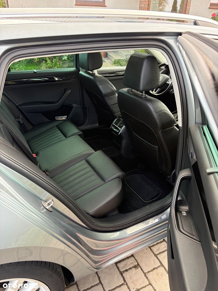 Skoda Superb 2.0 TDI SCR 4x4 L&K DSG - 19
