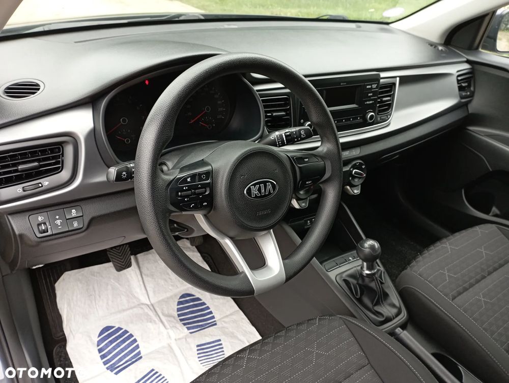 Kia Rio - 19