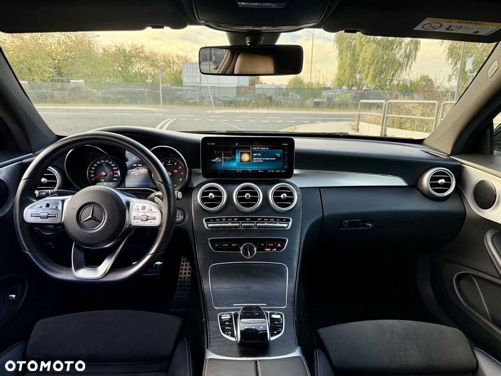 Mercedes-Benz Klasa C 200 4MATIC 9G-TRONIC - 27
