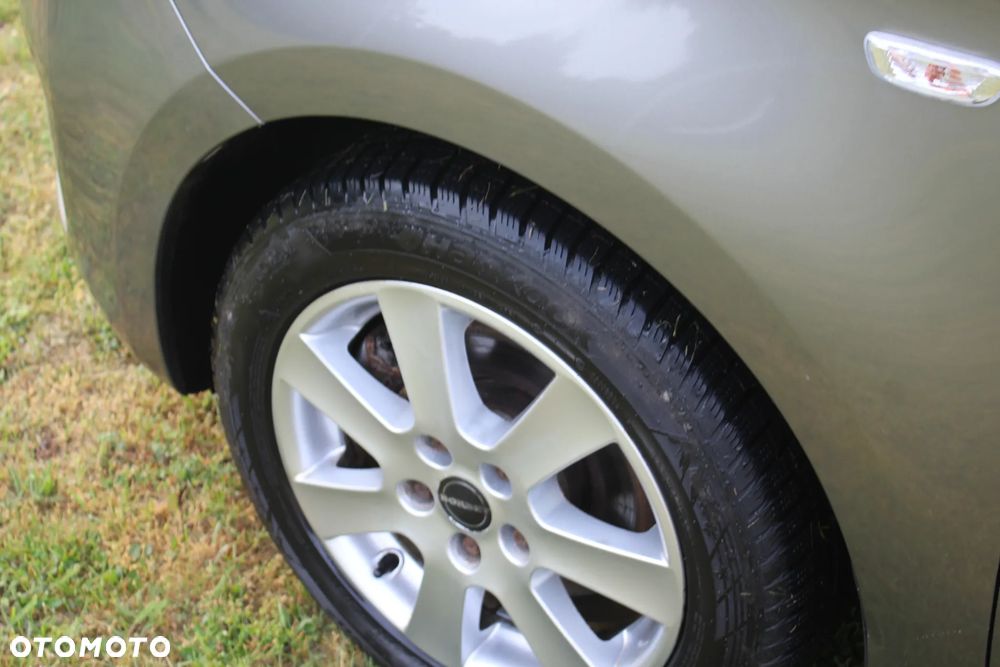 Kia Carens 1.7 CRDi Edition 7 - 26