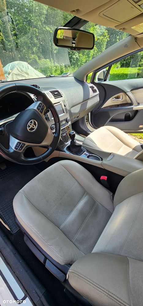 Toyota Avensis 2.0 Sol plus EU5 - 10