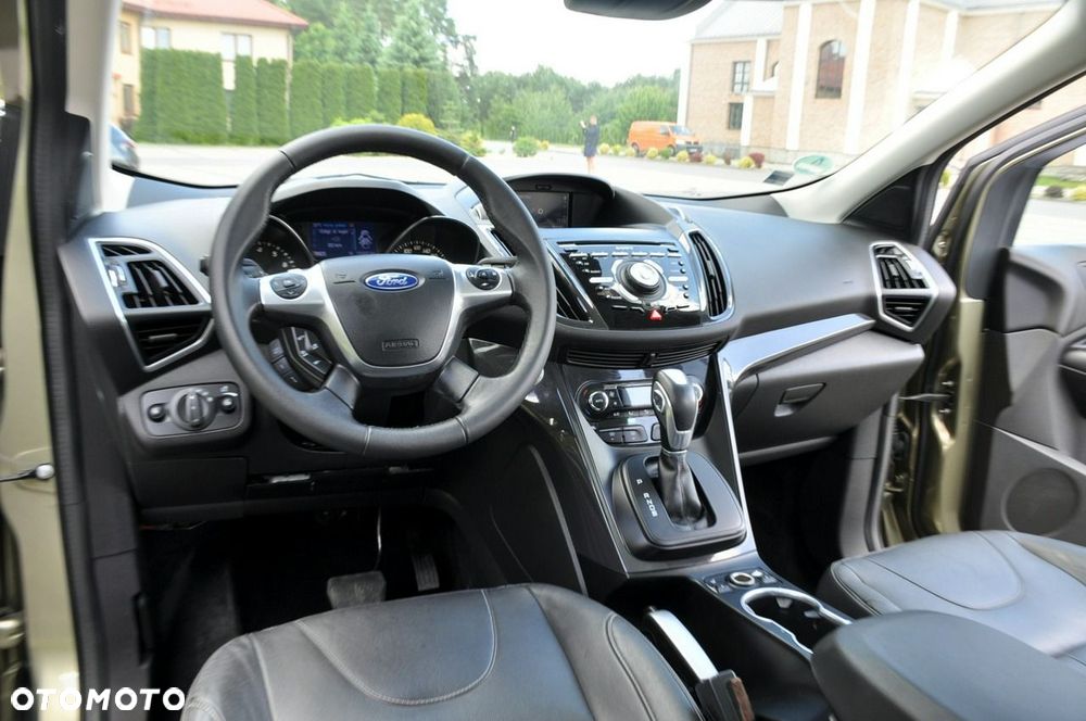 Ford Kuga - 29