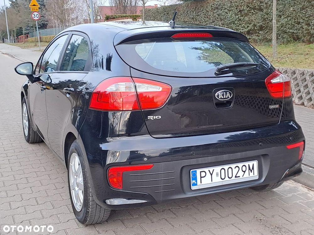 Kia Rio - 6