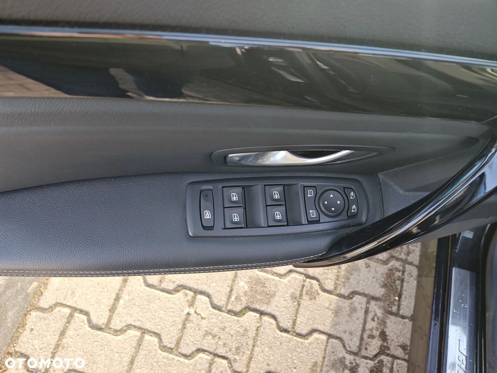 Renault Laguna 2.0 dCi Bose Edition - 10