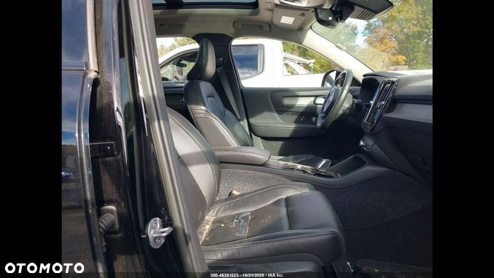 Volvo XC 40 - 9