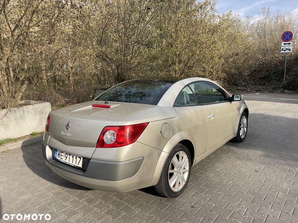 Renault Megane 2.0T 16V Privilege - 10