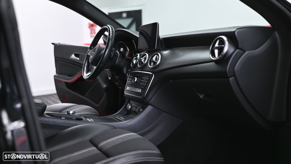 Mercedes-Benz CLA 200 d Shooting Brake Urban Aut. - 33