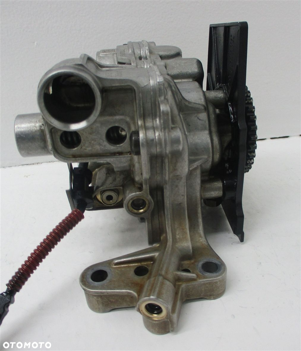 POMPA OLEJU VOLVO V60 XC40 1.5 2.0 T5 T6 31670242 - 9