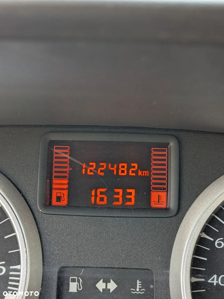 Dacia Duster 1.6 - 14