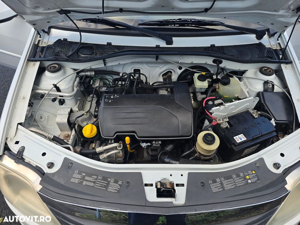 Dacia Logan 1.2 16V Laureate - 5