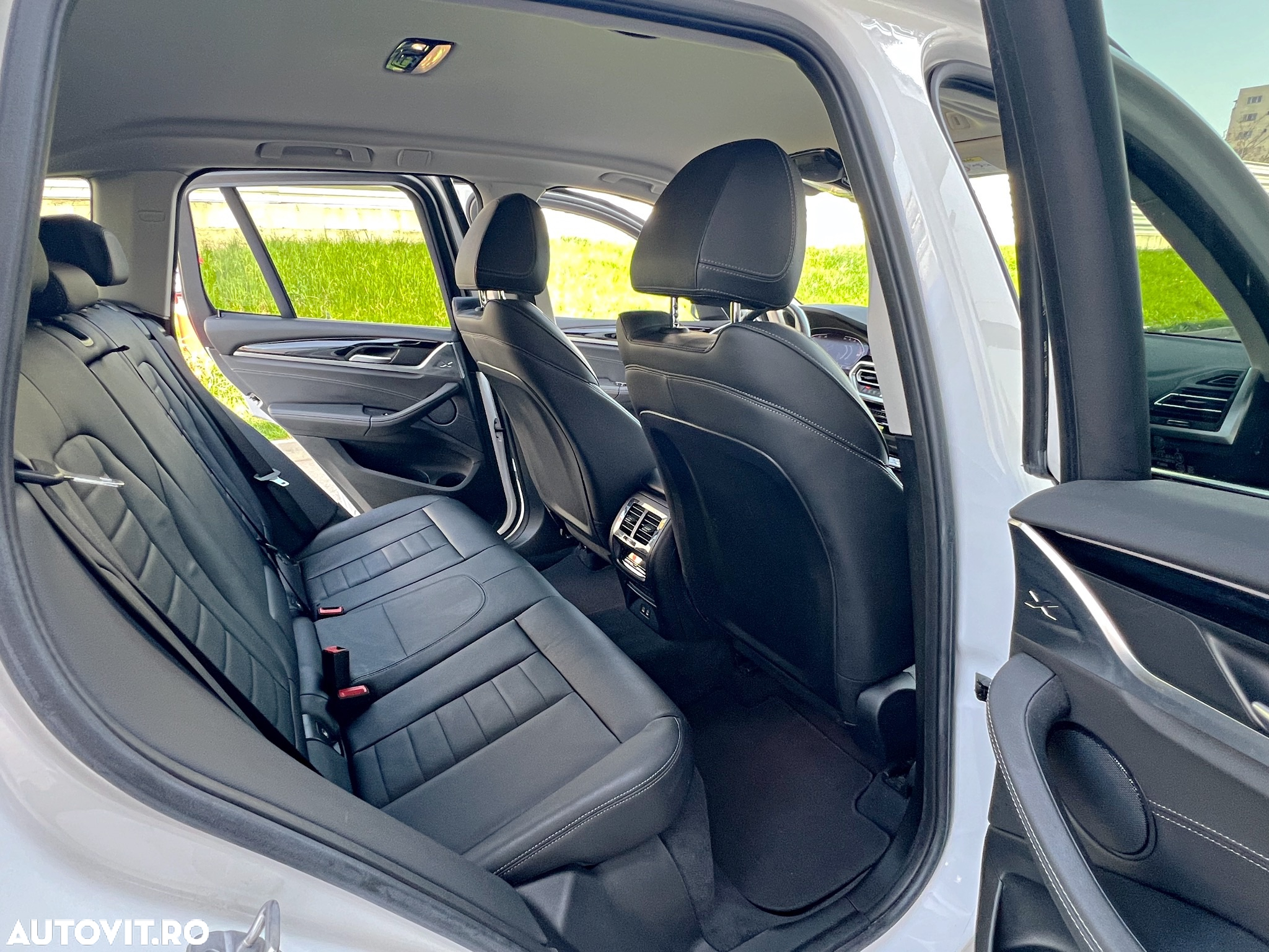 BMW X3 xDrive20d AT Luxury Line - 7