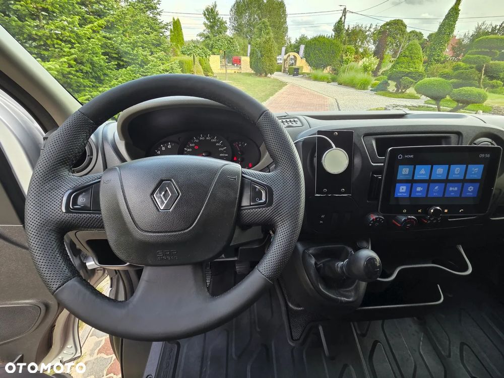 Renault Master - 32