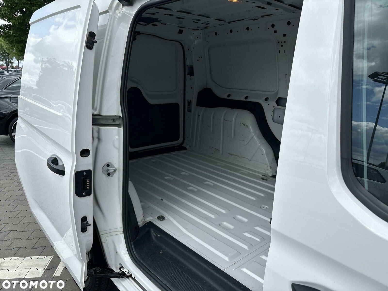 Volkswagen Caddy MAXI CARGO - 20