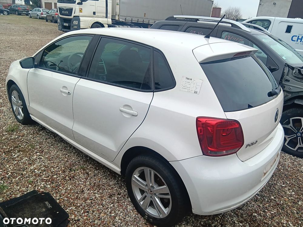 Volkswagen Polo 1.6 TDI MATCH - 4
