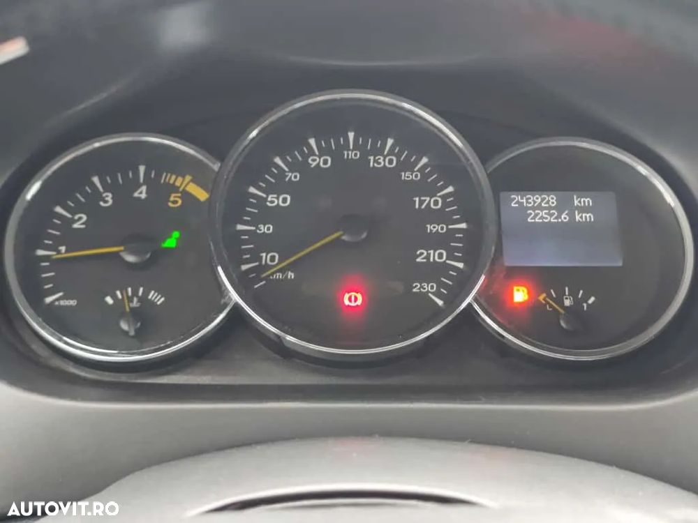 Renault Fluence 1.5dCi Dynamique - 23