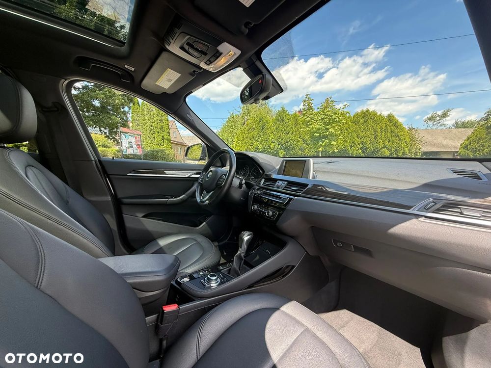 BMW X1 xDrive25i xLine sport - 25