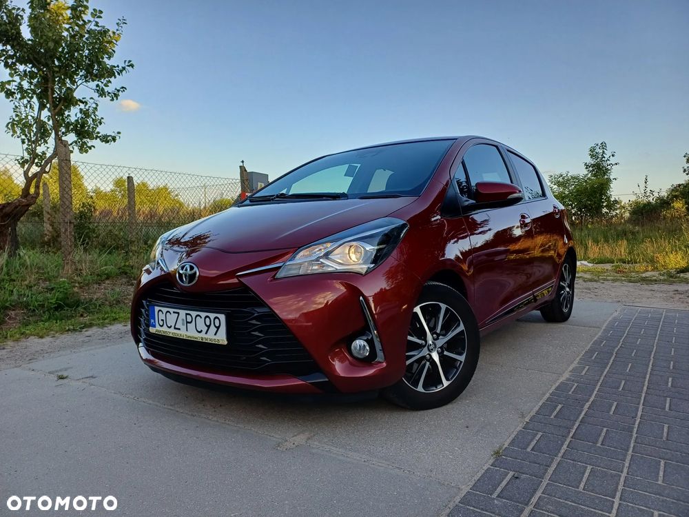 Toyota Yaris 1.5 Premium - 3