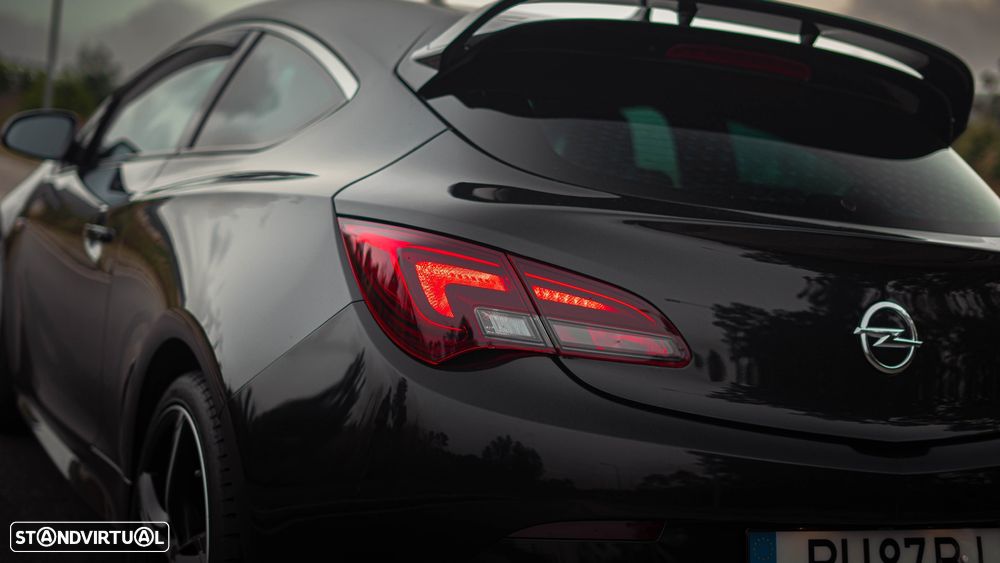 Opel Astra GTC OPC 2.0 T - 7