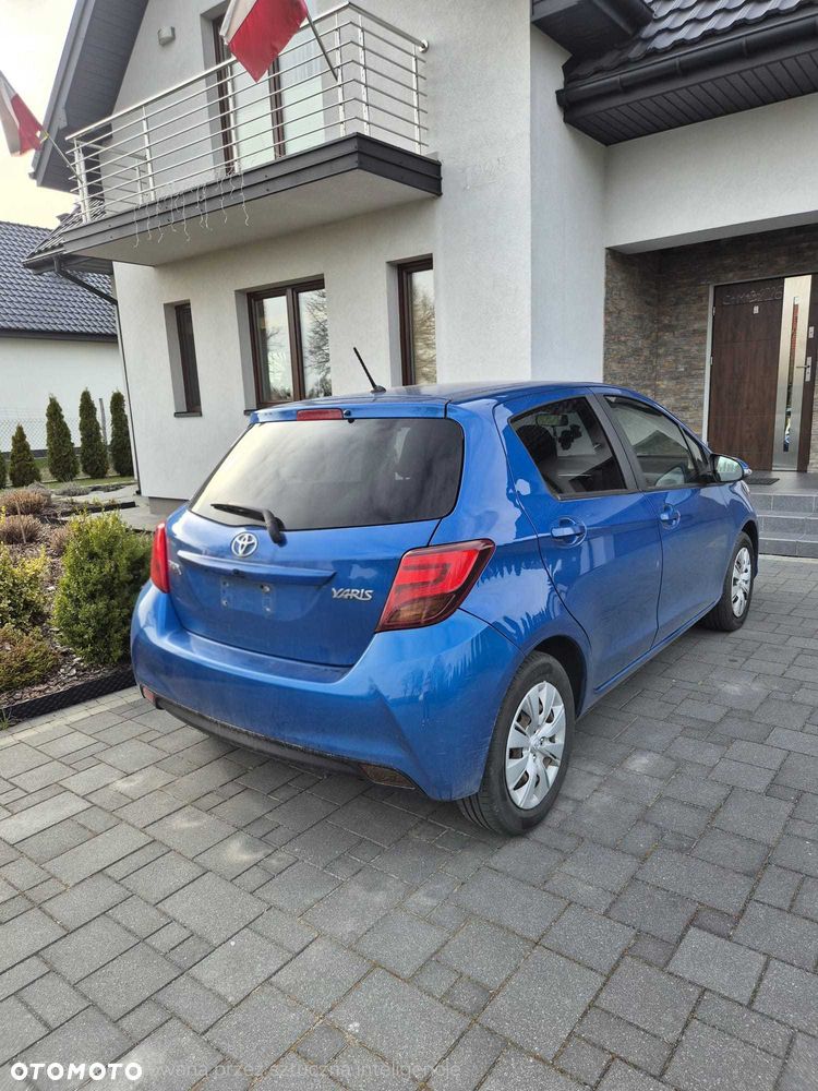 Toyota Yaris - 8