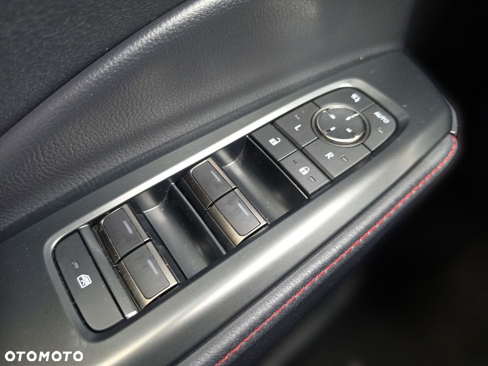Lexus LBX 1.5 Hybrid Emotion - 20