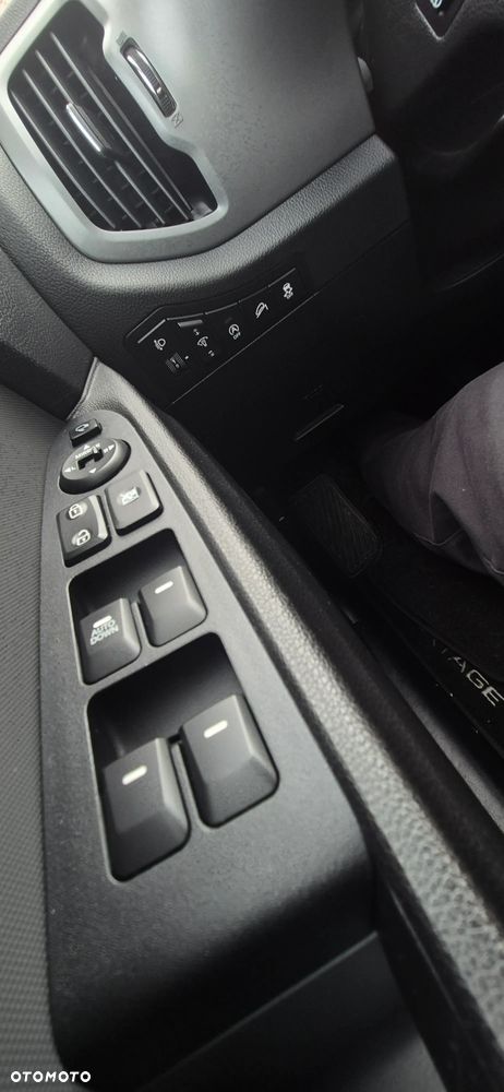 Kia Sportage 1.7 CRDI 2WD Dream-Team Edition - 15