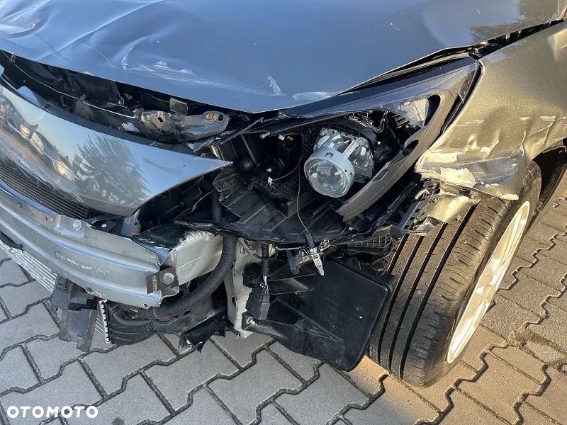 Opel Astra - 12