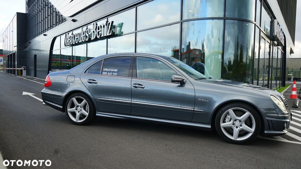 Mercedes-Benz Klasa E ver-63-amg-amg-speedshift-7g--mct - 9