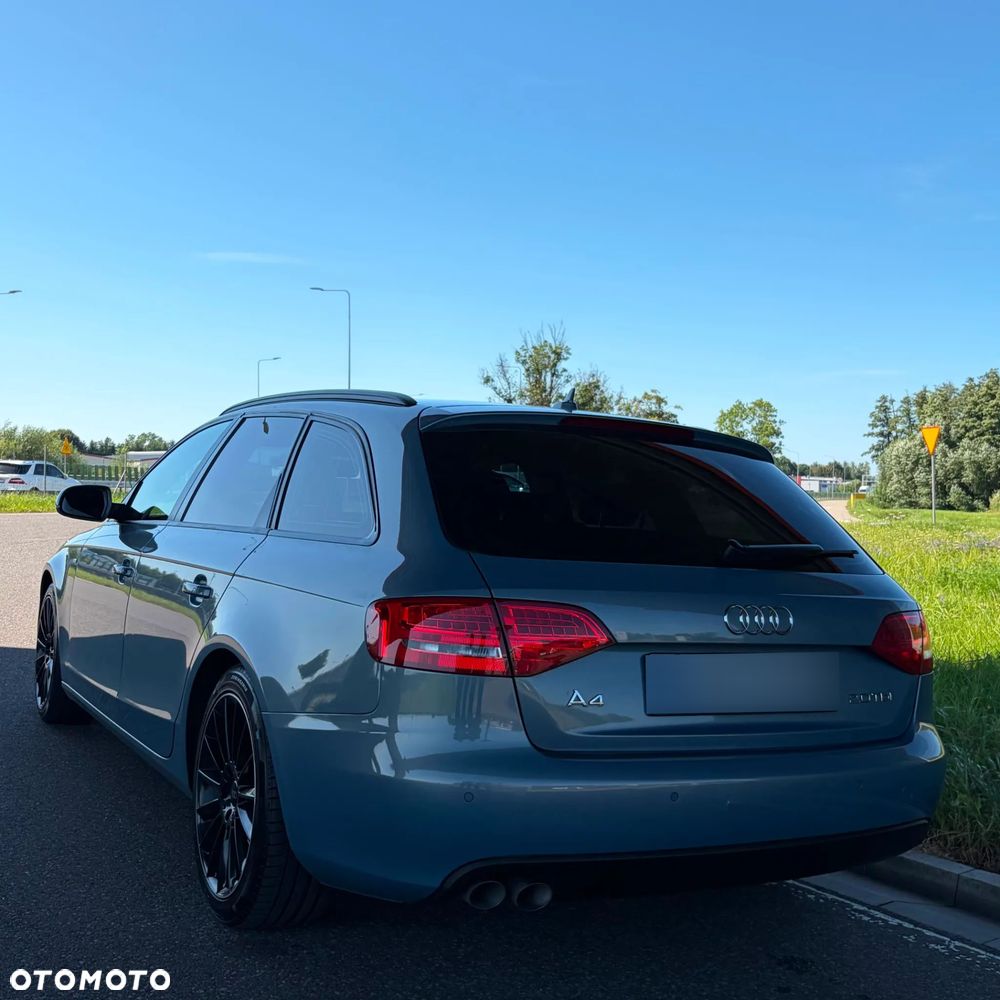 Audi A4 Avant 2.0 TDI DPF S line Sportpaket - 32