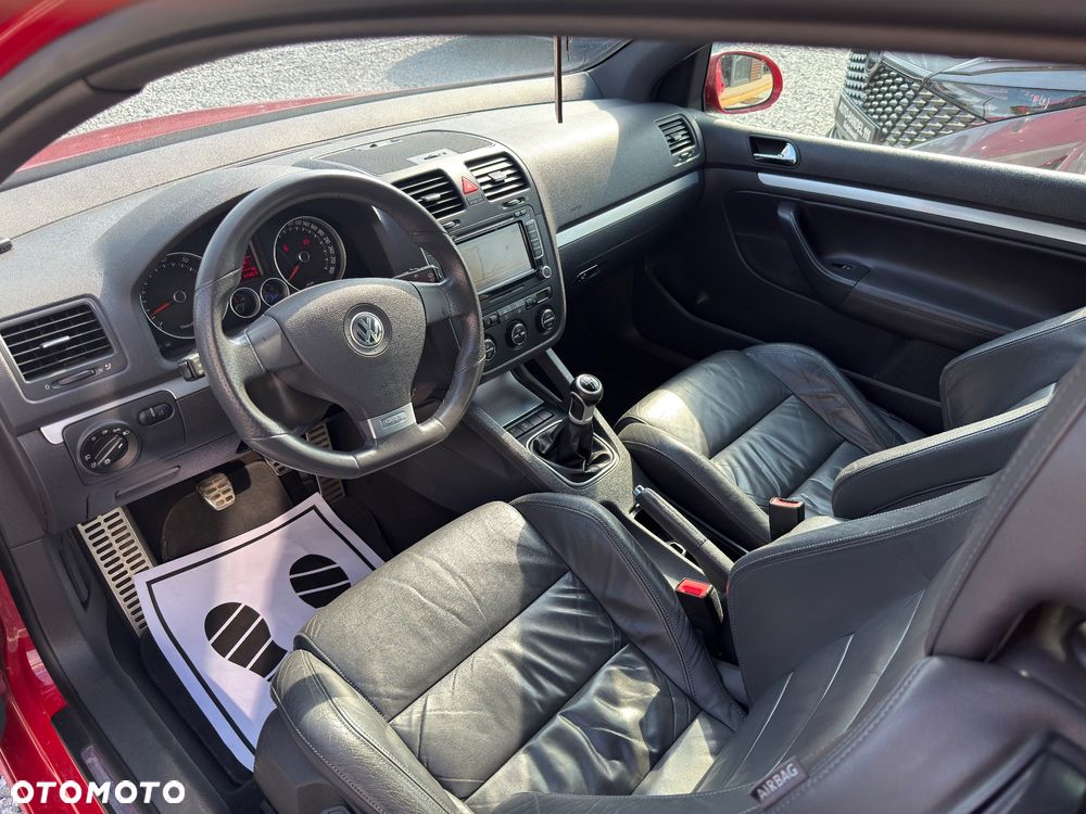 Volkswagen Golf 2.0 TSI GTI - 11