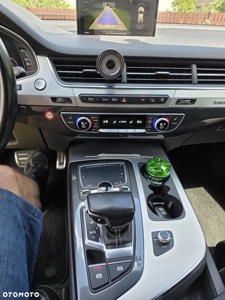 Audi Q7 - 12