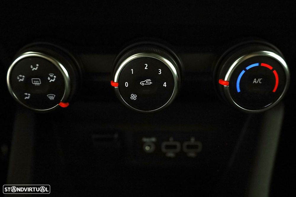 Renault Clio 1.0 TCe Evolution - 13