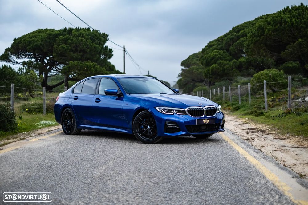 BMW 330 i Pack M Shadow Auto - 2