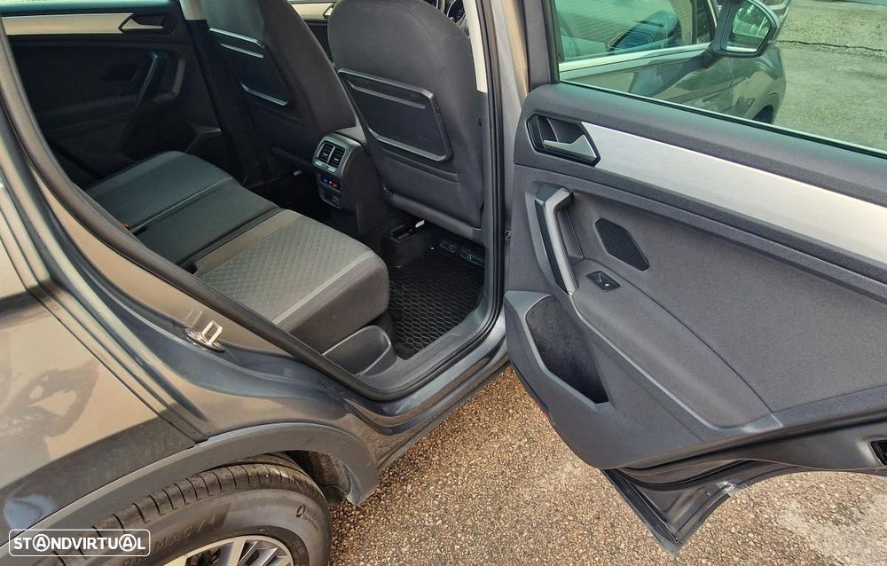 VW Tiguan 2.0 TDI Highline - 21