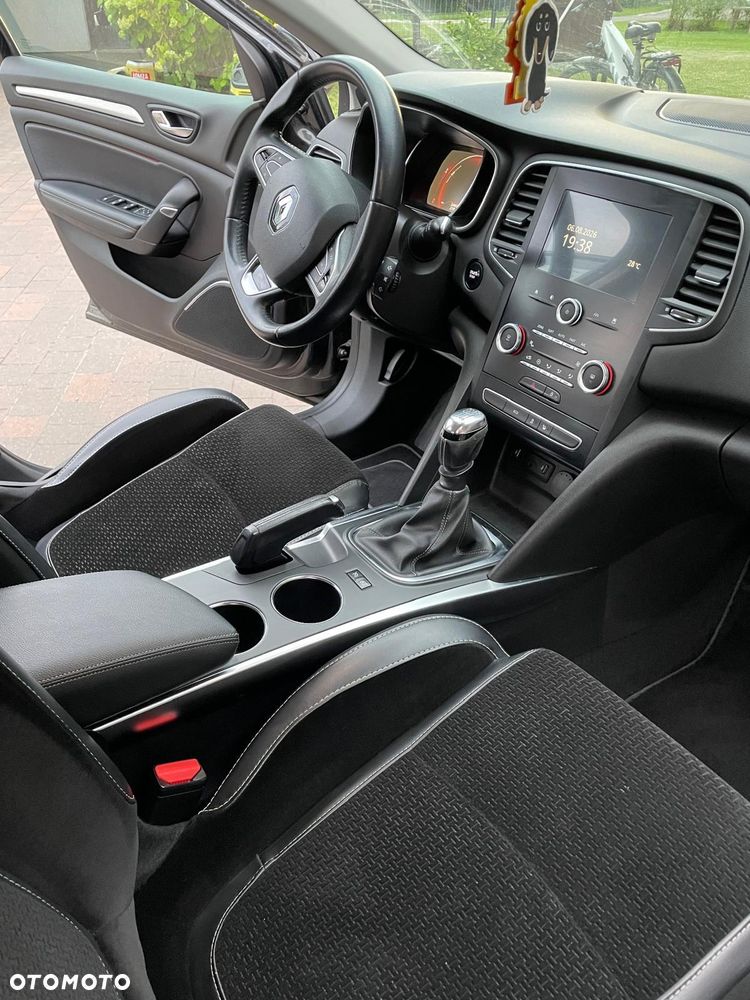 Renault Megane 1.5 dCi Intens - 8