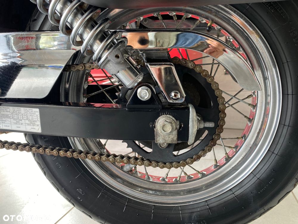Suzuki Marauder - 24