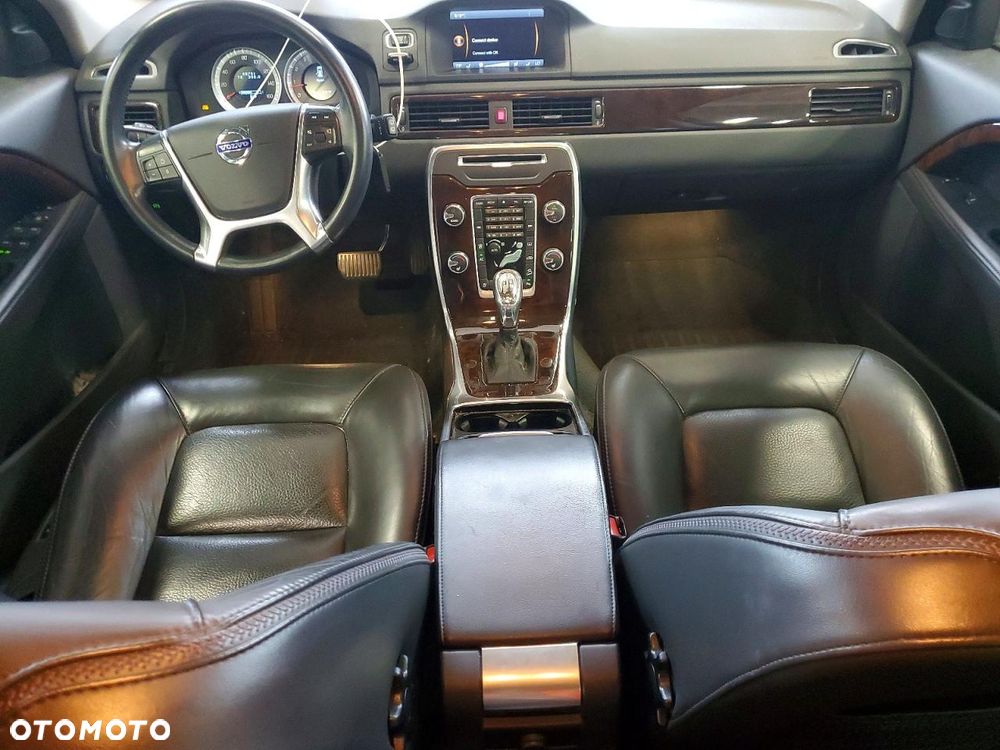 Volvo XC 70 - 9